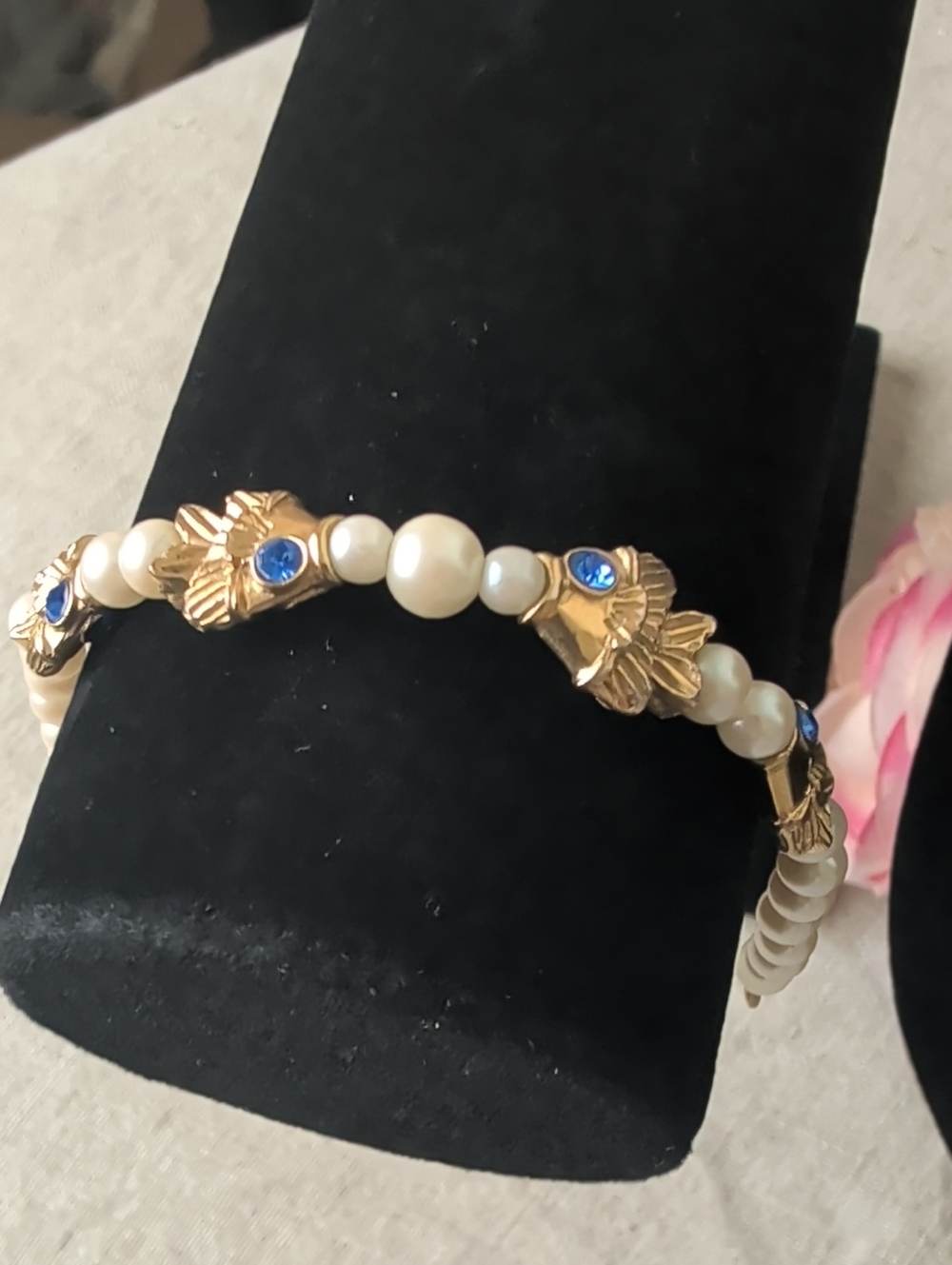 Vintage Figural Fish Faux Pearl Bracelet Sapphire Blue Rhinestone Gold Tone